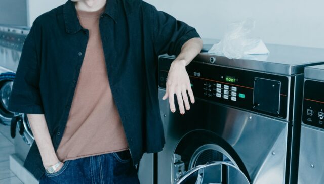 laundromat advertising