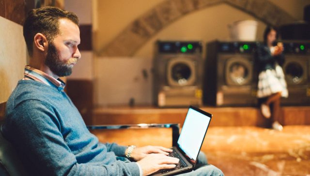 Geofencing ads for laundromats